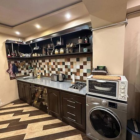 Studio Apartment Little Center, Heart Of Erevan Exterior foto