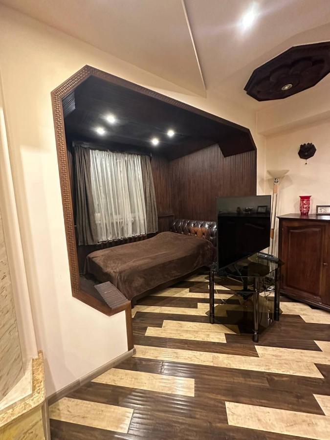 Studio Apartment Little Center, Heart Of Erevan Exterior foto